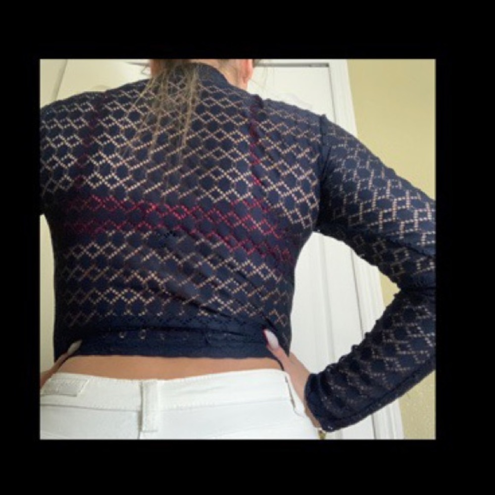 Top - Picture 2 of 3